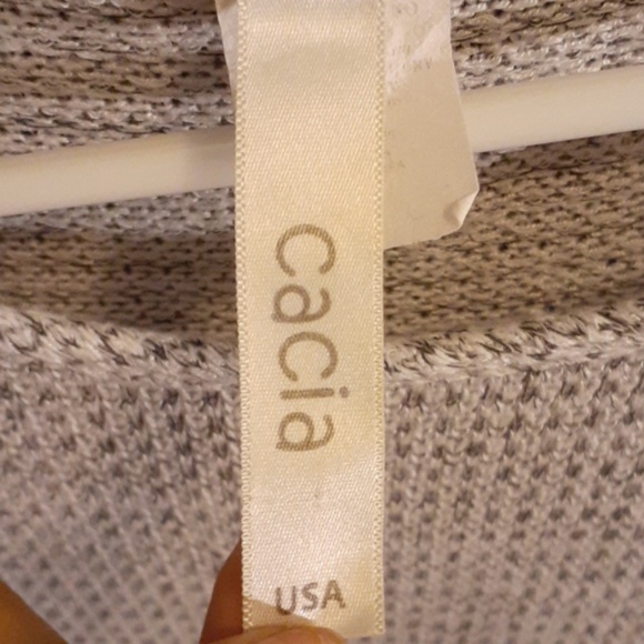 Sweatshirt - Picture 2 of 2